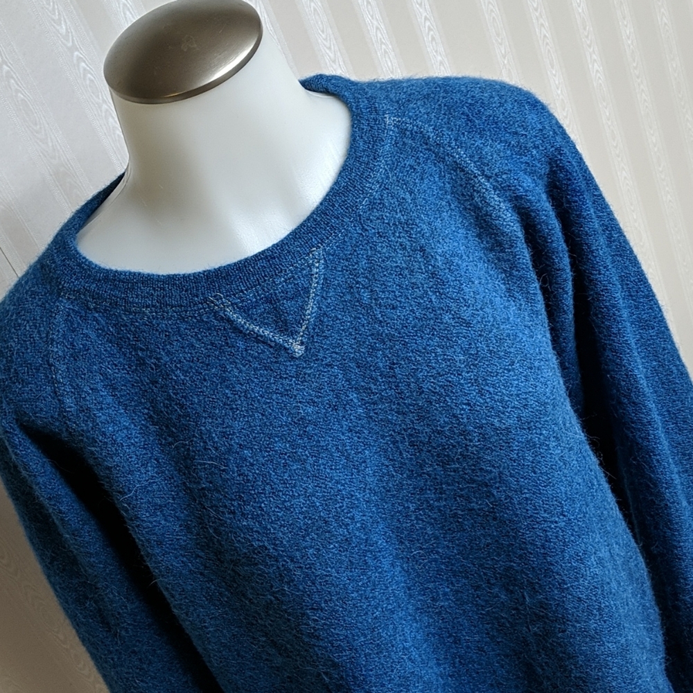 The Red Barn Peruvian Alpaca Blue Sweater L - Picture 2 of 5
